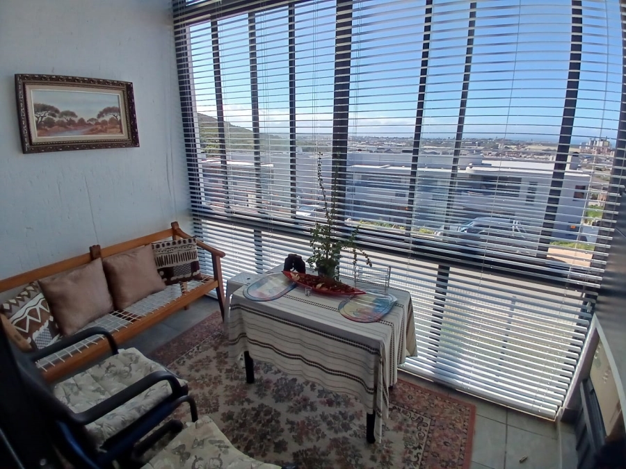 2 Bedroom Property for Sale in Island View Western Cape